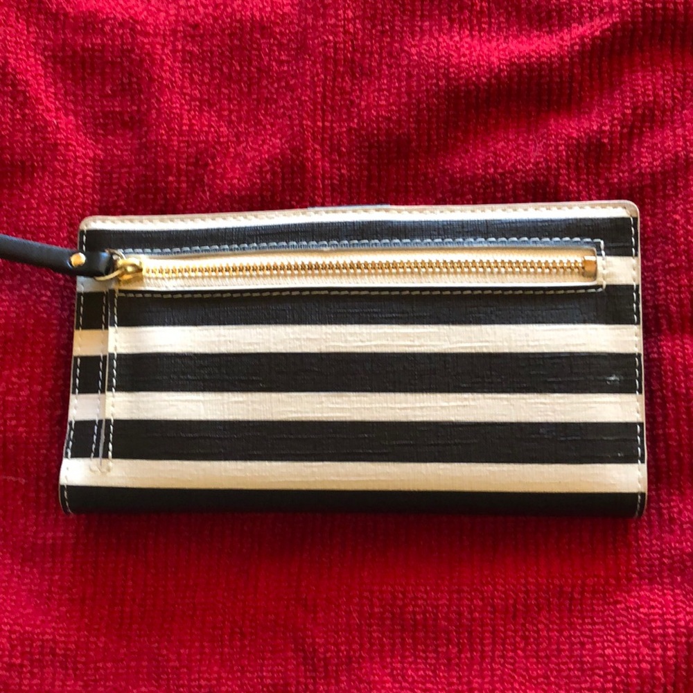 Kate Spade Wallet - Picture 2 of 5